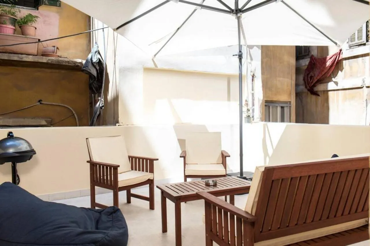 Mauds Elegant Cocoon At Monot Apartment Beirut Lebanon
